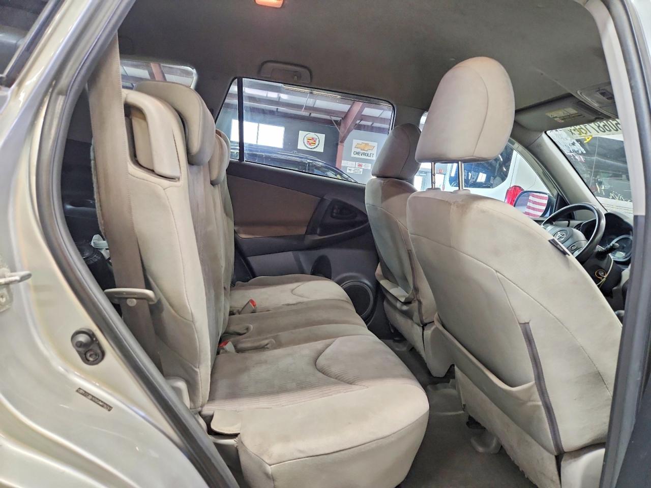 2010 Toyota Rav4 base VIN 2T3BK4DV5AW014747 photo 11