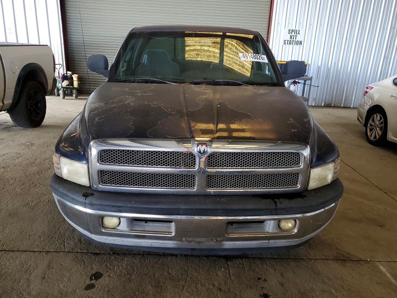 2000 Dodge Ram 1500 VIN 3B7HC13Z5YG136819 photo 5