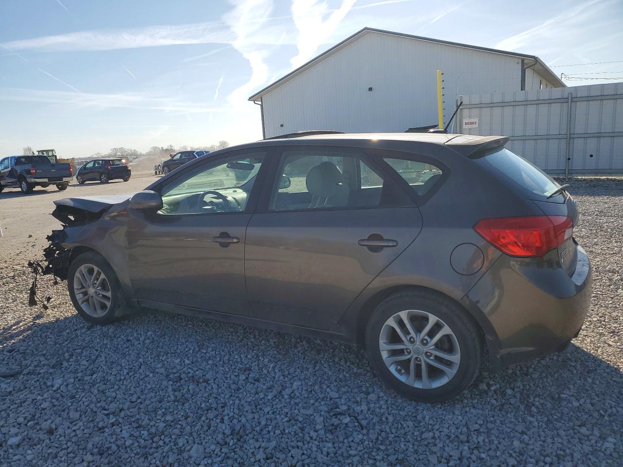 2012 Kia Forte VIN KNAFU5A23C5480504 photo 2