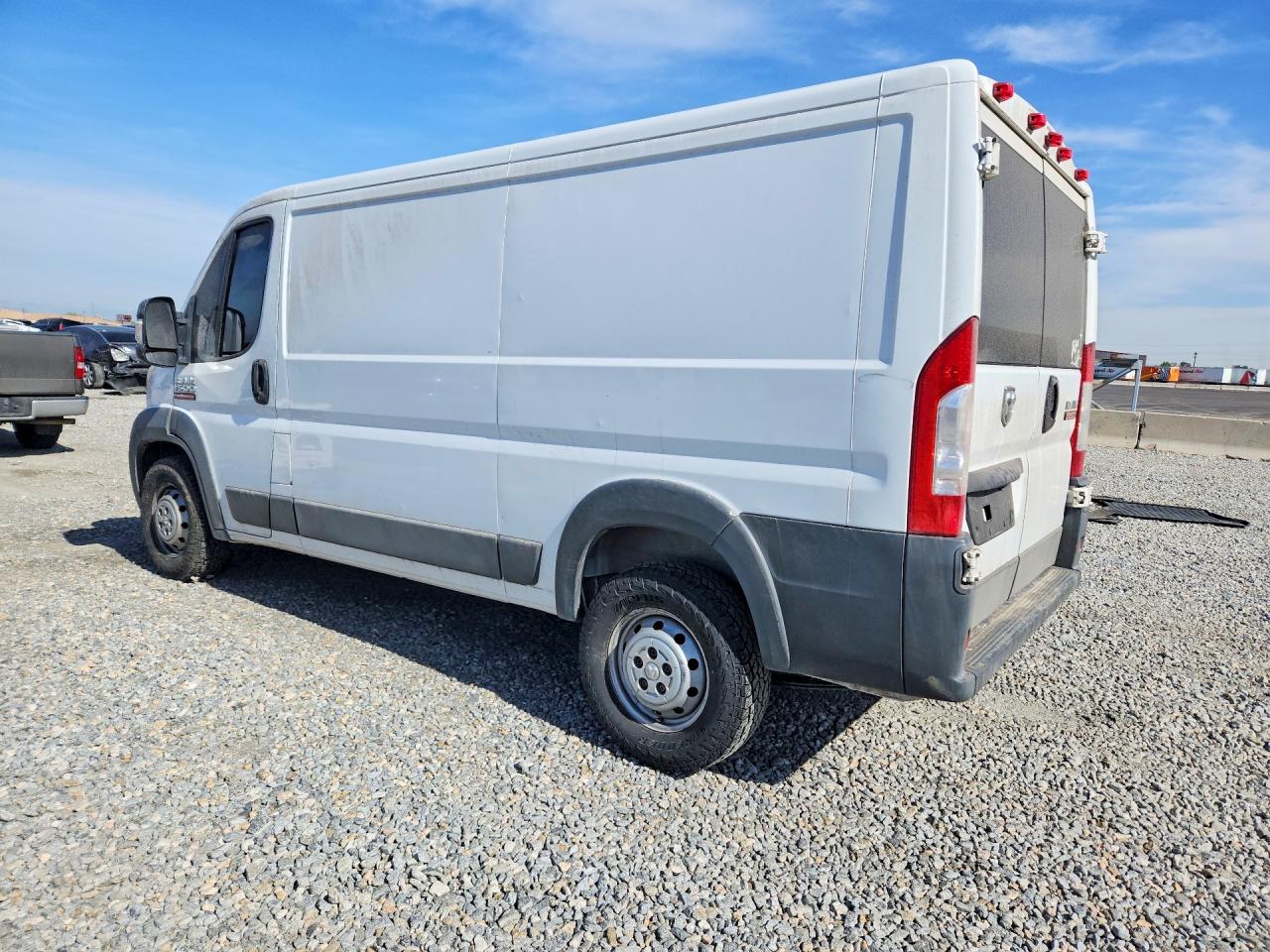 2017 Ram Promaster VIN 3C6TRVAG2HE540911 photo 2