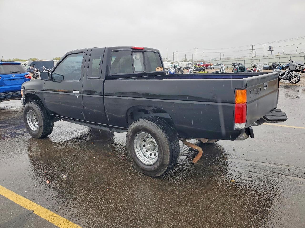 1995 Nissan Truck xe v VIN 1N6HD16Y3SC449732 photo 2