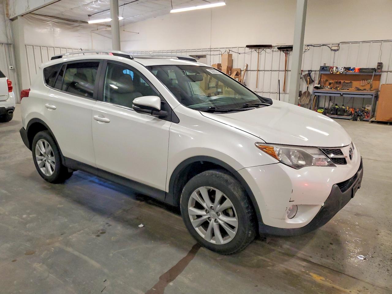 2013 Toyota Rav4 VIN 2T3DFREV5DW060673 photo 4