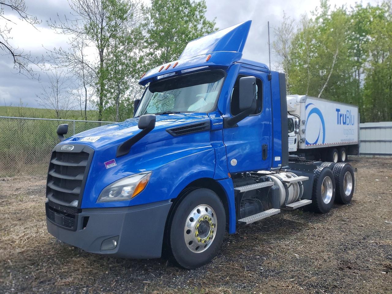 2022 FREIGHTLINER All other VIN 3AKJHLDR3NDNH3663 photo 2