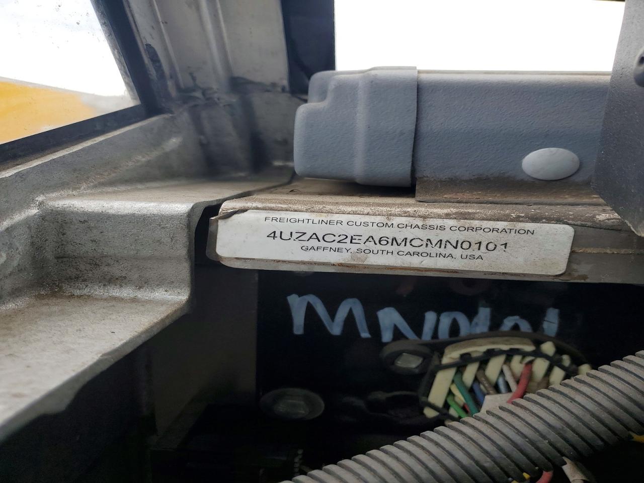 2021 FREIGHTLINER All other VIN 4UZAC2EA6MCMN0101 photo 12