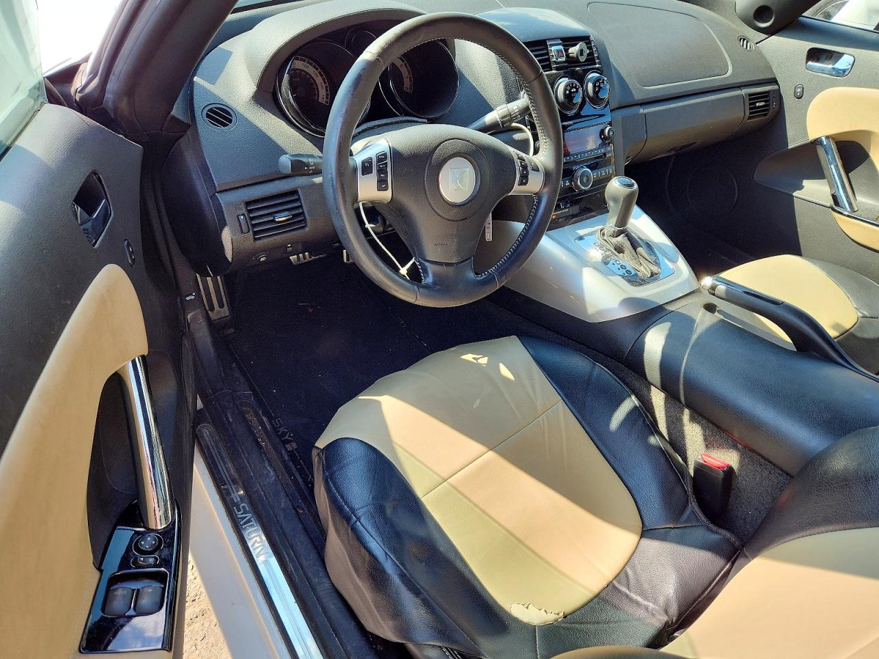 2007 Saturn Sky VIN 1G8MG35X67Y141584 photo 8