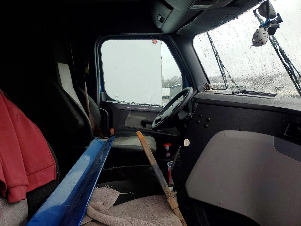 2018 FREIGHTLINER All other VIN 3AKJHHDR1JSJW9381 photo 5