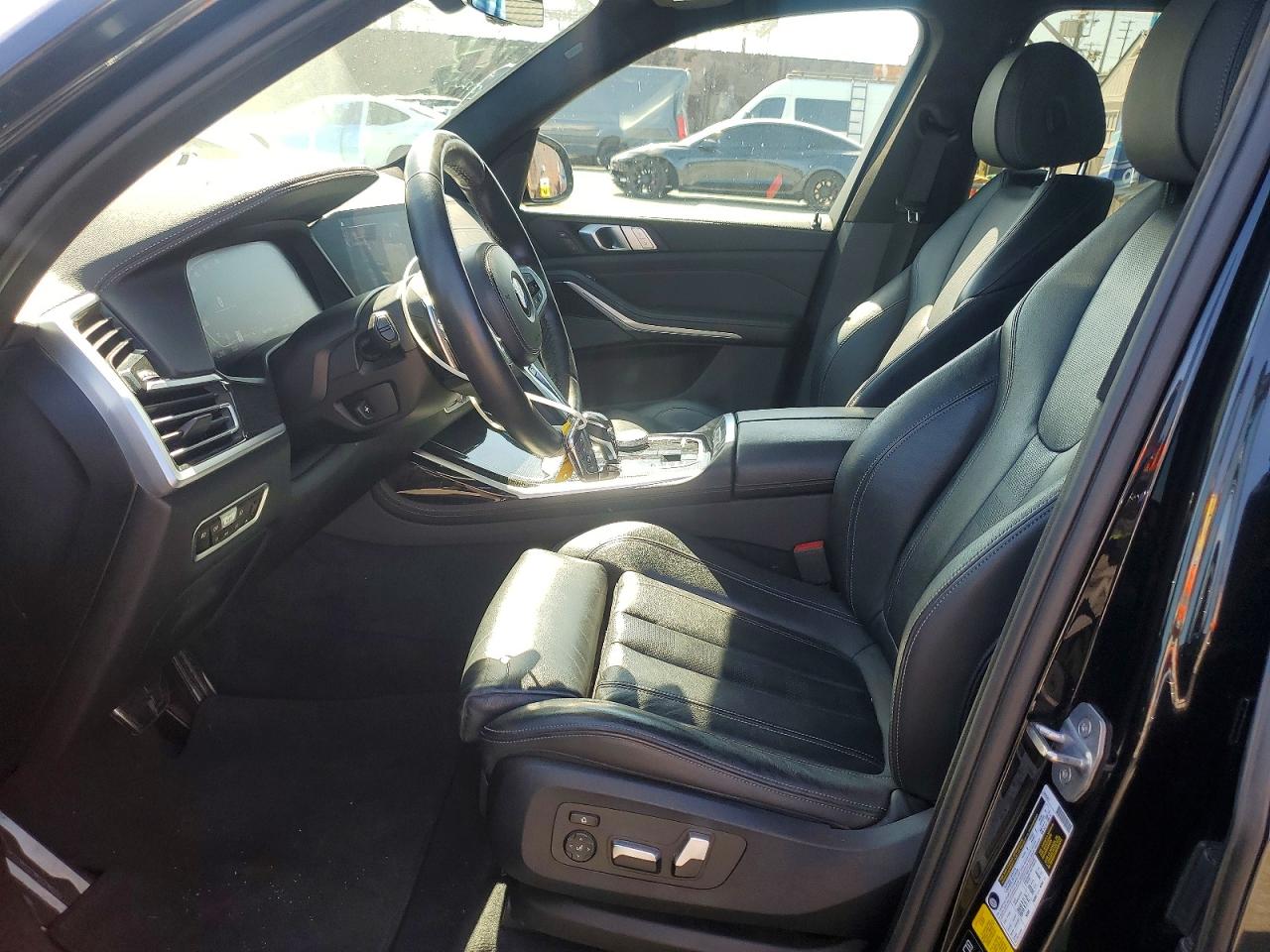 2020 BMW X7 VIN 5UXCW2C04L9C02506 photo 7