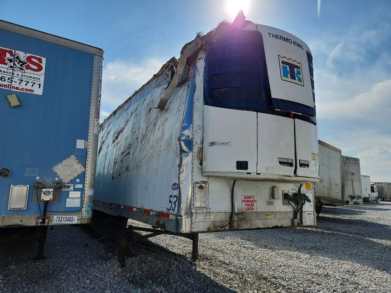 2022 UTILITY All models VIN 1UYVS2533N2454111 photo 1