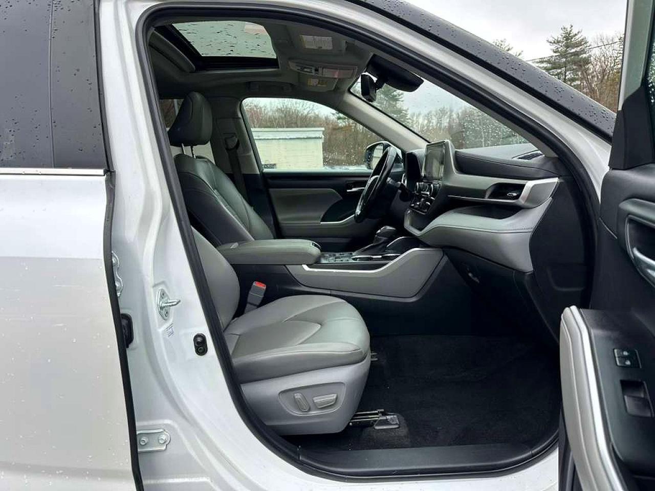2023 Toyota Highlander VIN 5TDKDRBH0PS005064 photo 6
