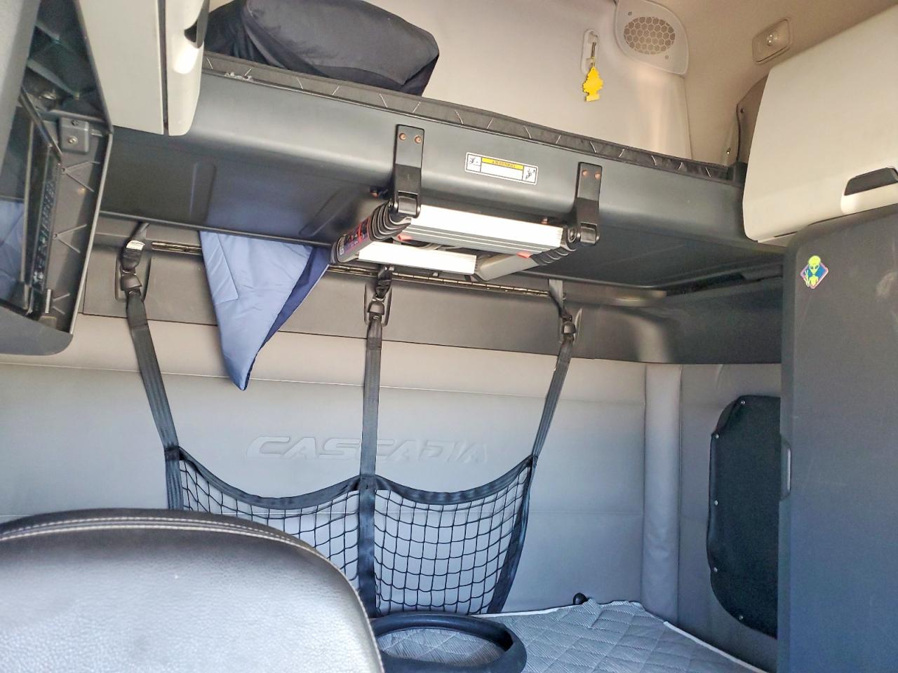 2019 FREIGHTLINER All other VIN 3AKJHHDR6KSKD3301 photo 6