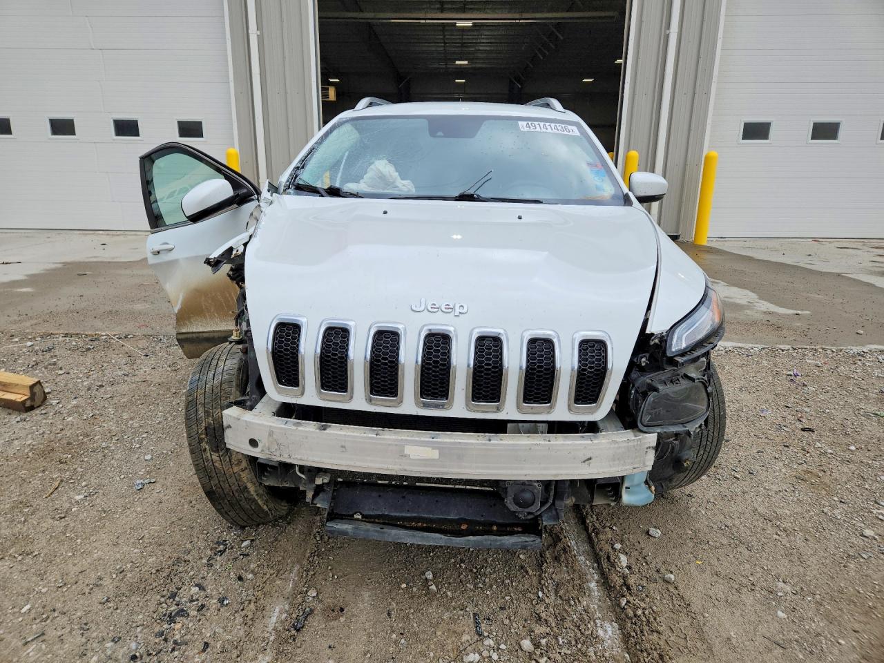 2014 Jeep Cherokee VIN 1C4PJMDS7EW184176 photo 5