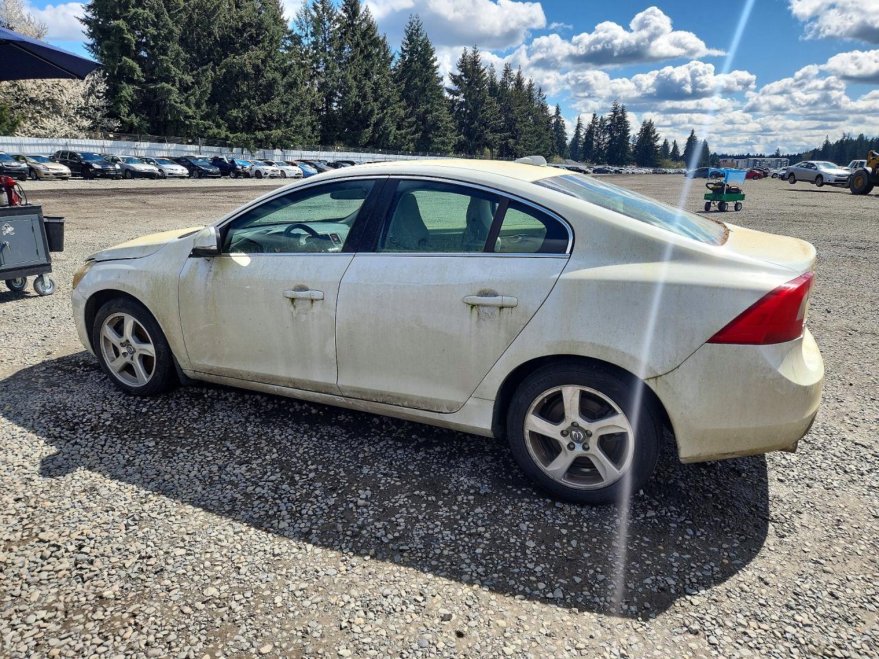 2012 VOLV S60 VIN YV1622FS5C2127581 photo 2
