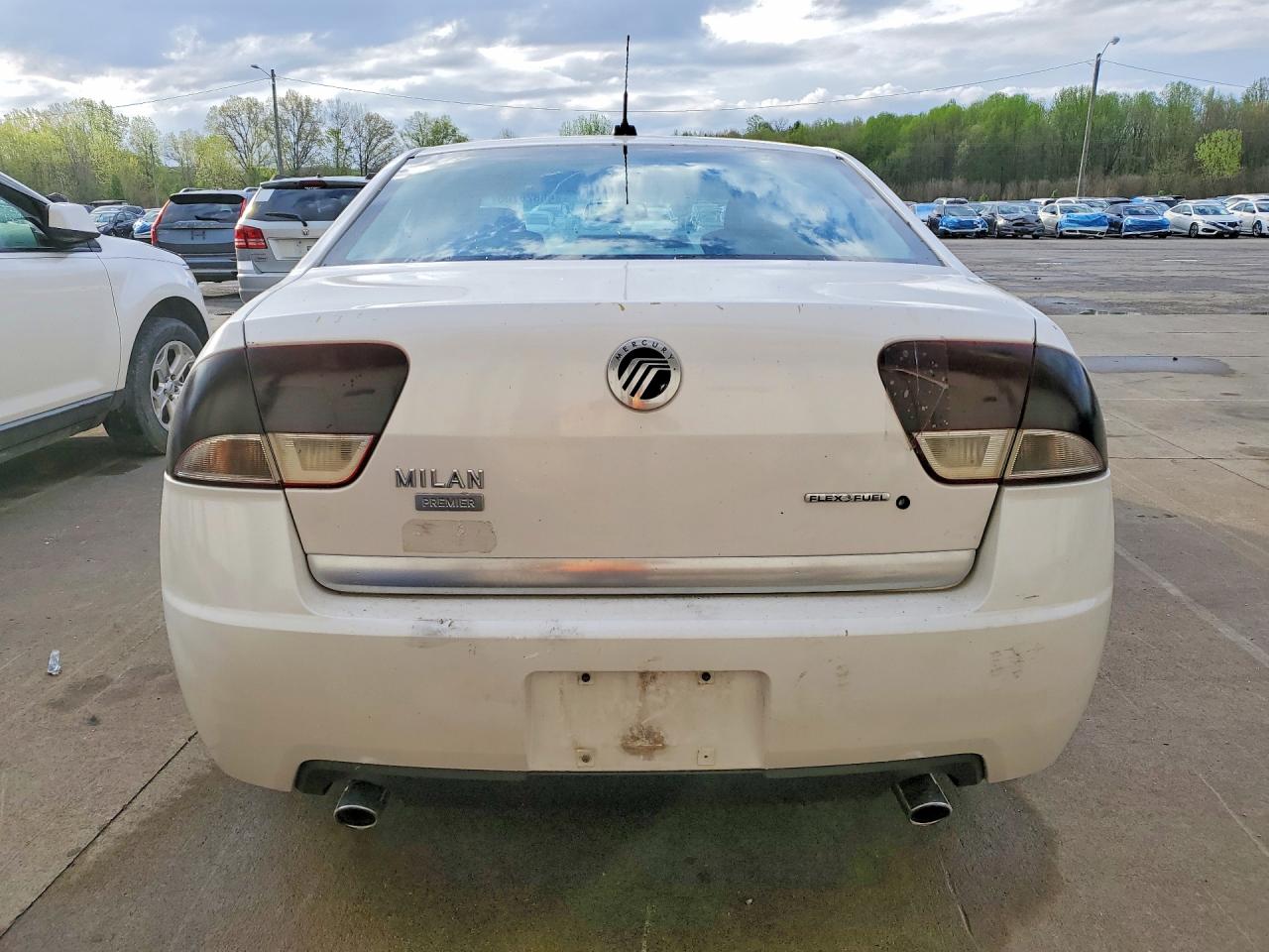 2011 Mercury Milan VIN 3MEHM0JG6BR604978 photo 6