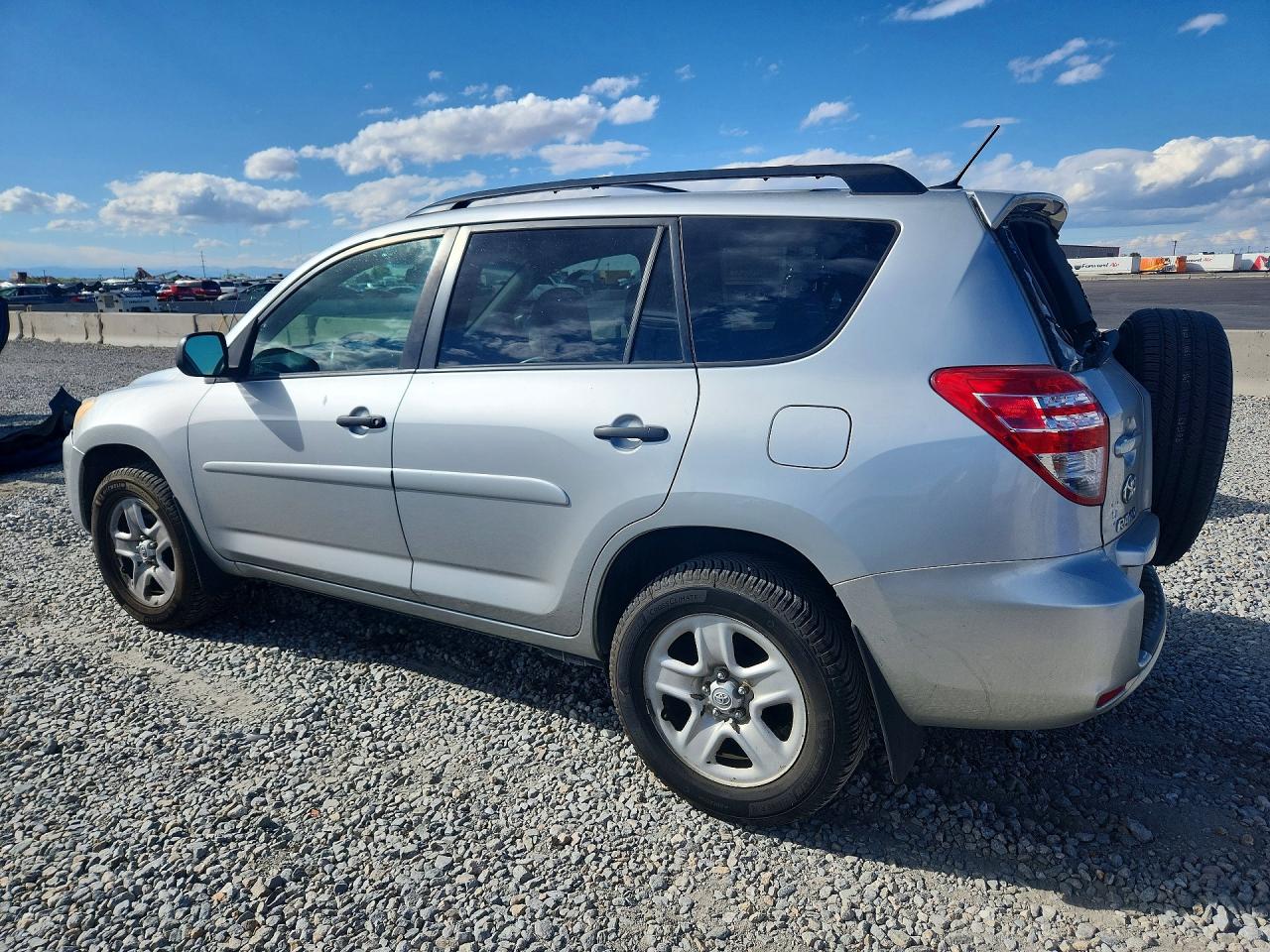 2012 Toyota Rav4 VIN 2T3BK4DV1CW070171 photo 2