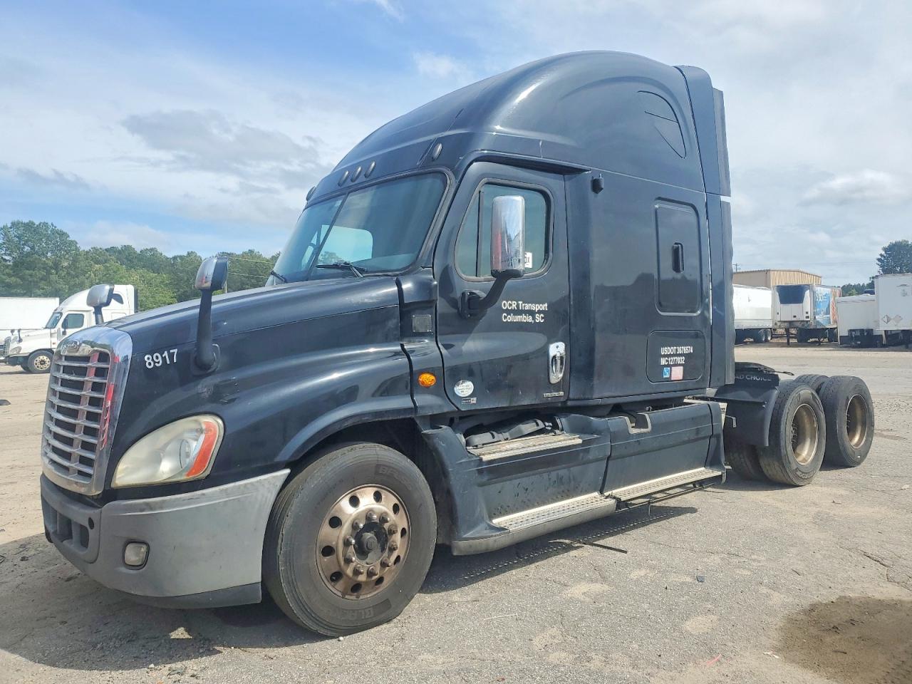 2012 FREIGHTLINER All other VIN 1FUJGLDR2CSBS8917 photo 2