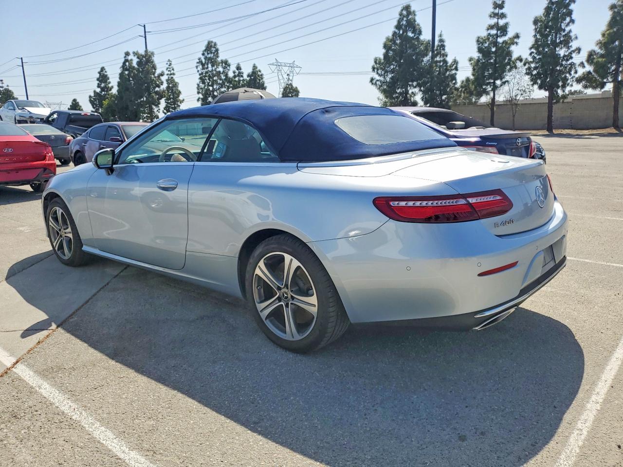 2018 Mercedes-Benz E-class VIN WDD1K6FB5JF055218 photo 2