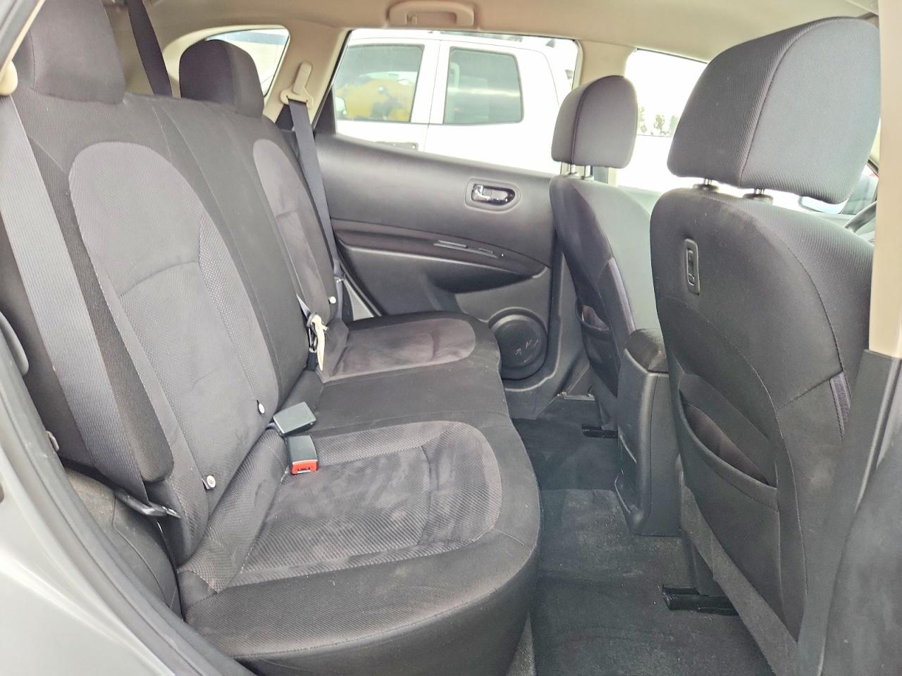 2012 NISS Rogue VIN JN8AS5MT6CW302558 photo 11
