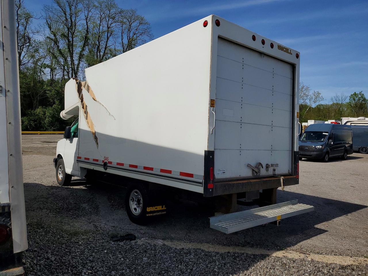 2022 GMC All models VIN 1GD07SF7XN1147502 photo 2