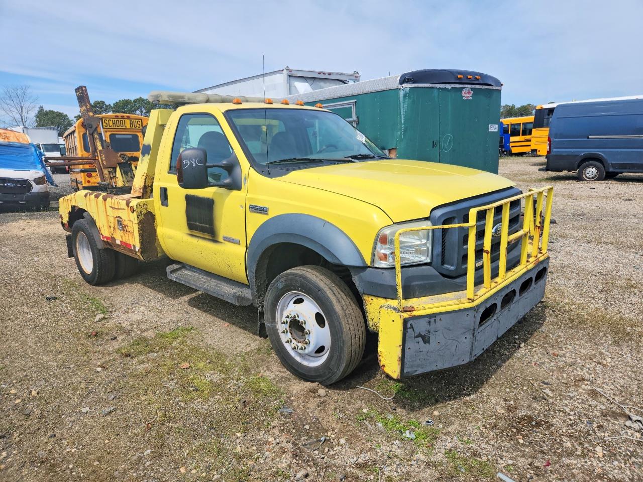 2006 Ford F550 VIN 1FDAF56P06EB80009 photo 4