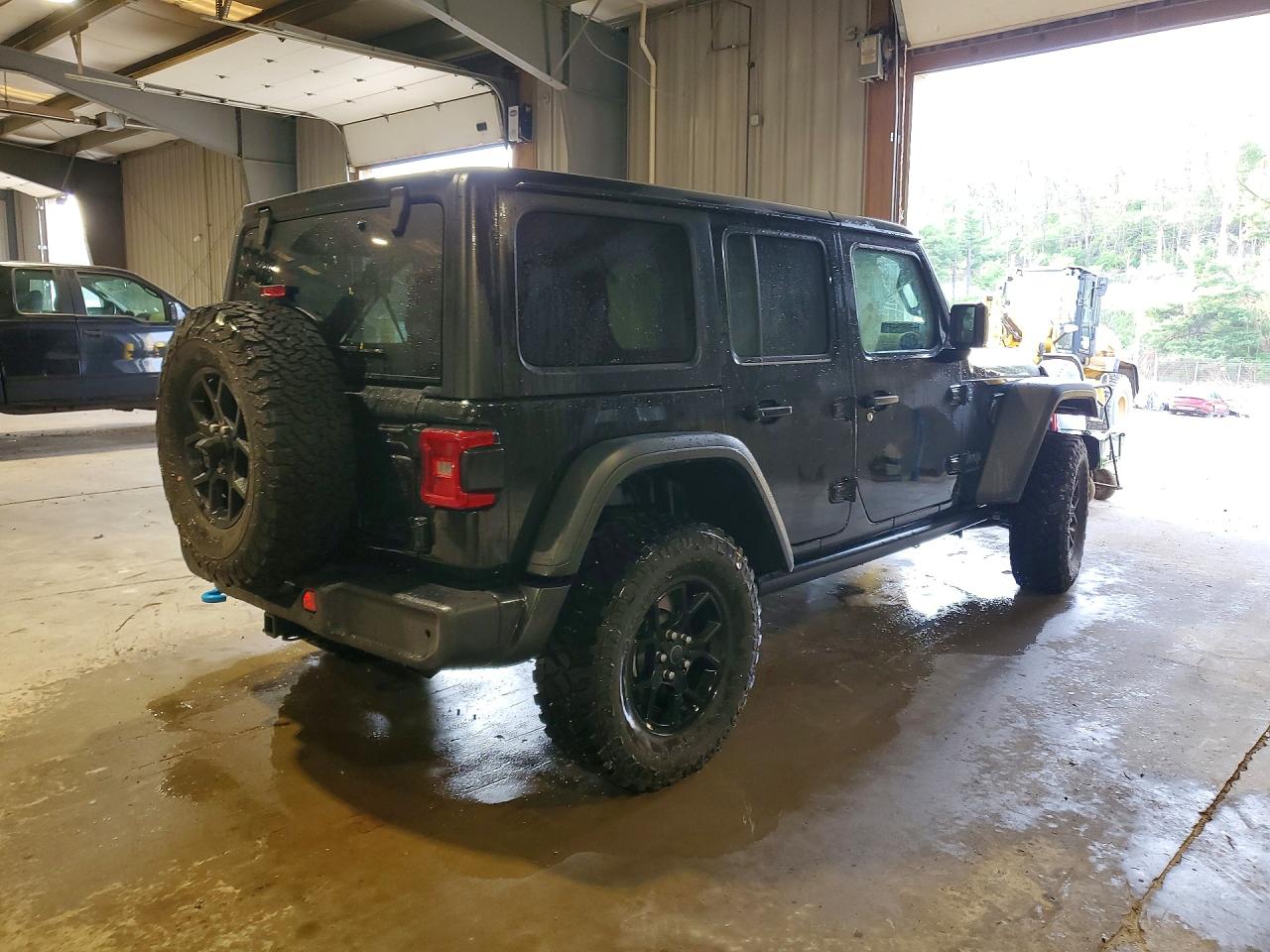 2024 Jeep Wrangler / VIN 1C4RJXN64RW188798 photo 3