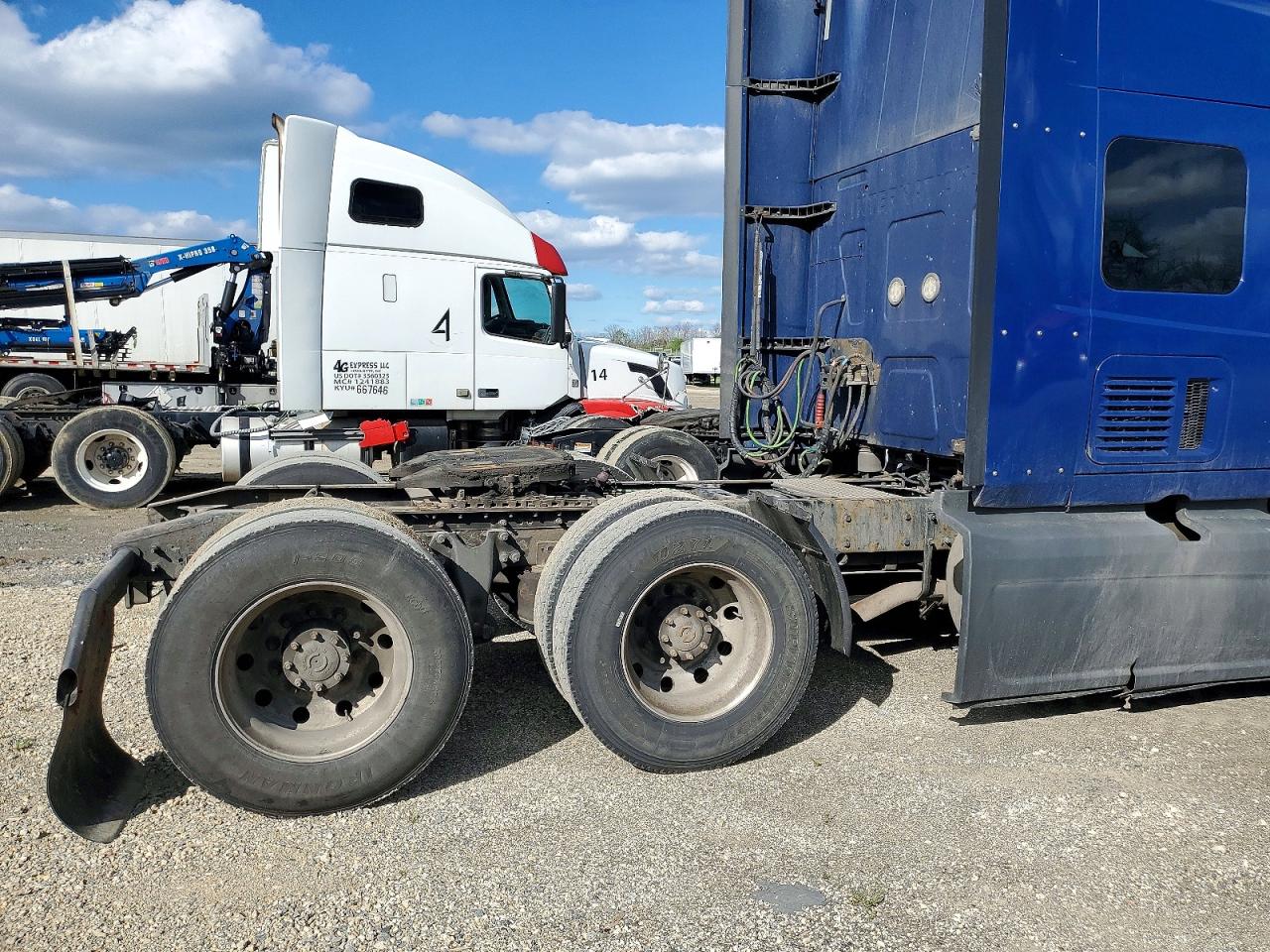 2020 International All other VIN 3HSDZAPR6LN879315 photo 9