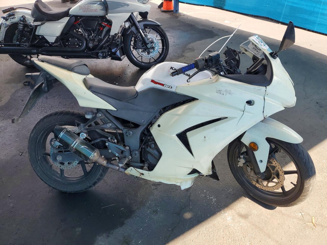 2008 Kawasaki Ninja 250r VIN JKAEXMJ178DA01003 photo 1