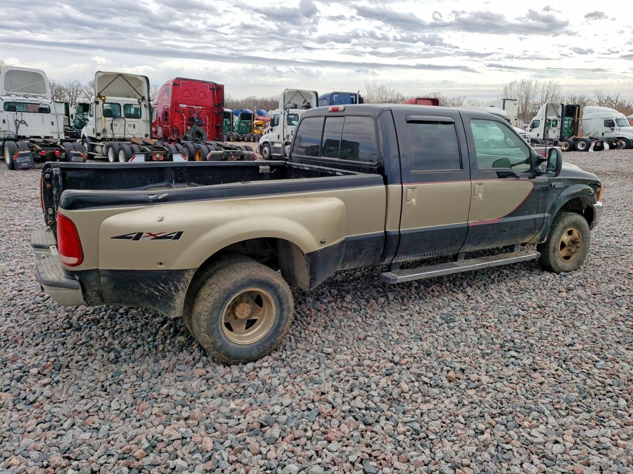 2000 Ford F350 VIN 1FTWW33S2YEA29134 photo 3