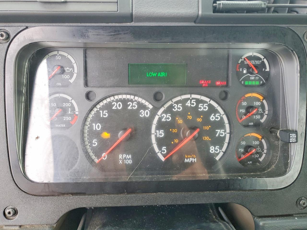 2018 FREIGHTLINER All other VIN 1FUJGEDRXJLJR9654 photo 8