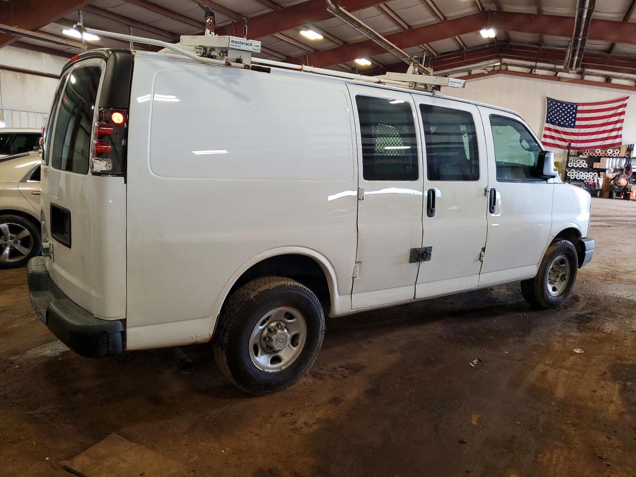 2014 CHEV Express VIN 1GCWGFCA9E1100337 photo 3