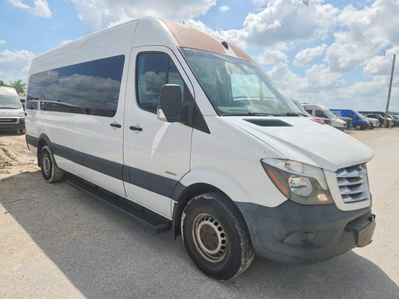 2014 FREIGHTLINER Sprinter VIN WCDPE8CC5E5869131 photo 4