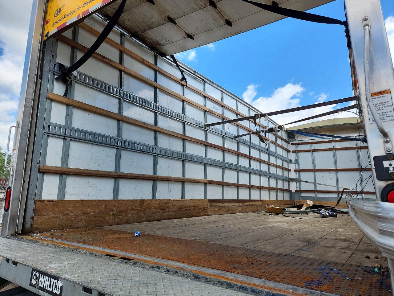 2023 HINO All other VIN 5PVNJ7AV9P5T52609 photo 6