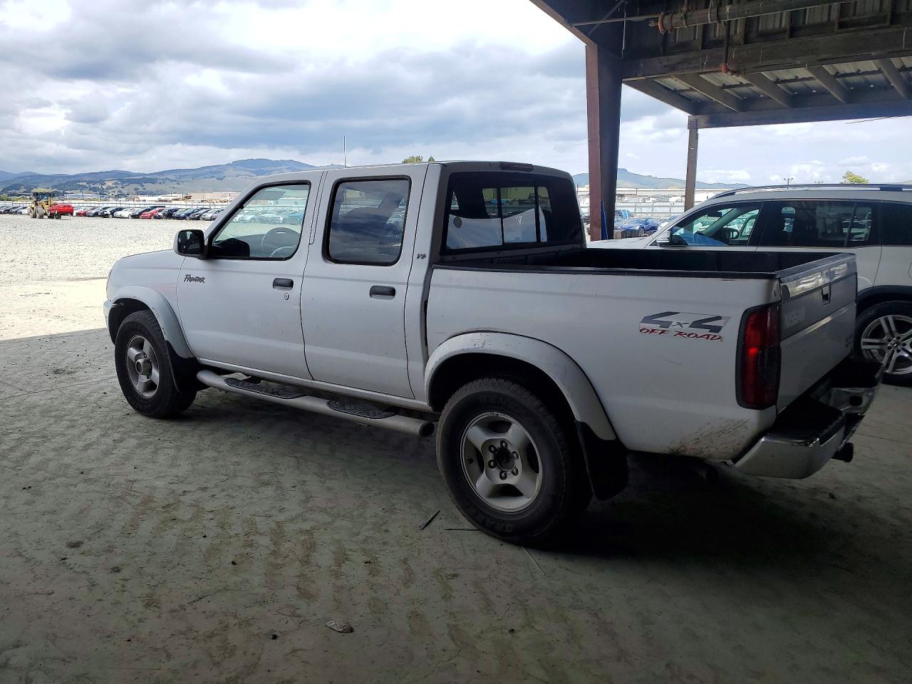 2000 NISSAN Frontier VIN 1N6ED27Y2YC338377 photo 2