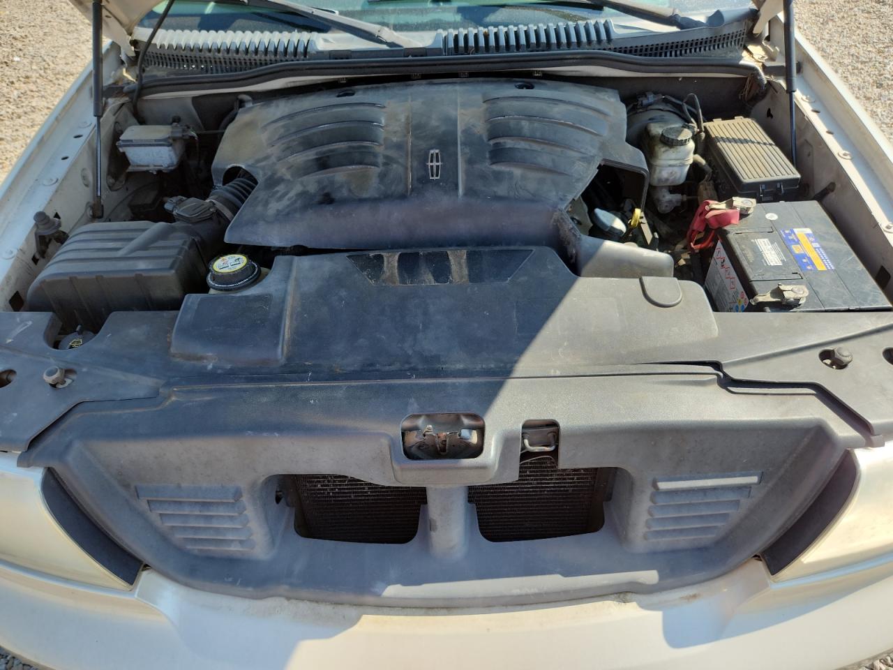 2005 Lincoln Aviator VIN 5LMEU68H65ZJ19092 photo 12