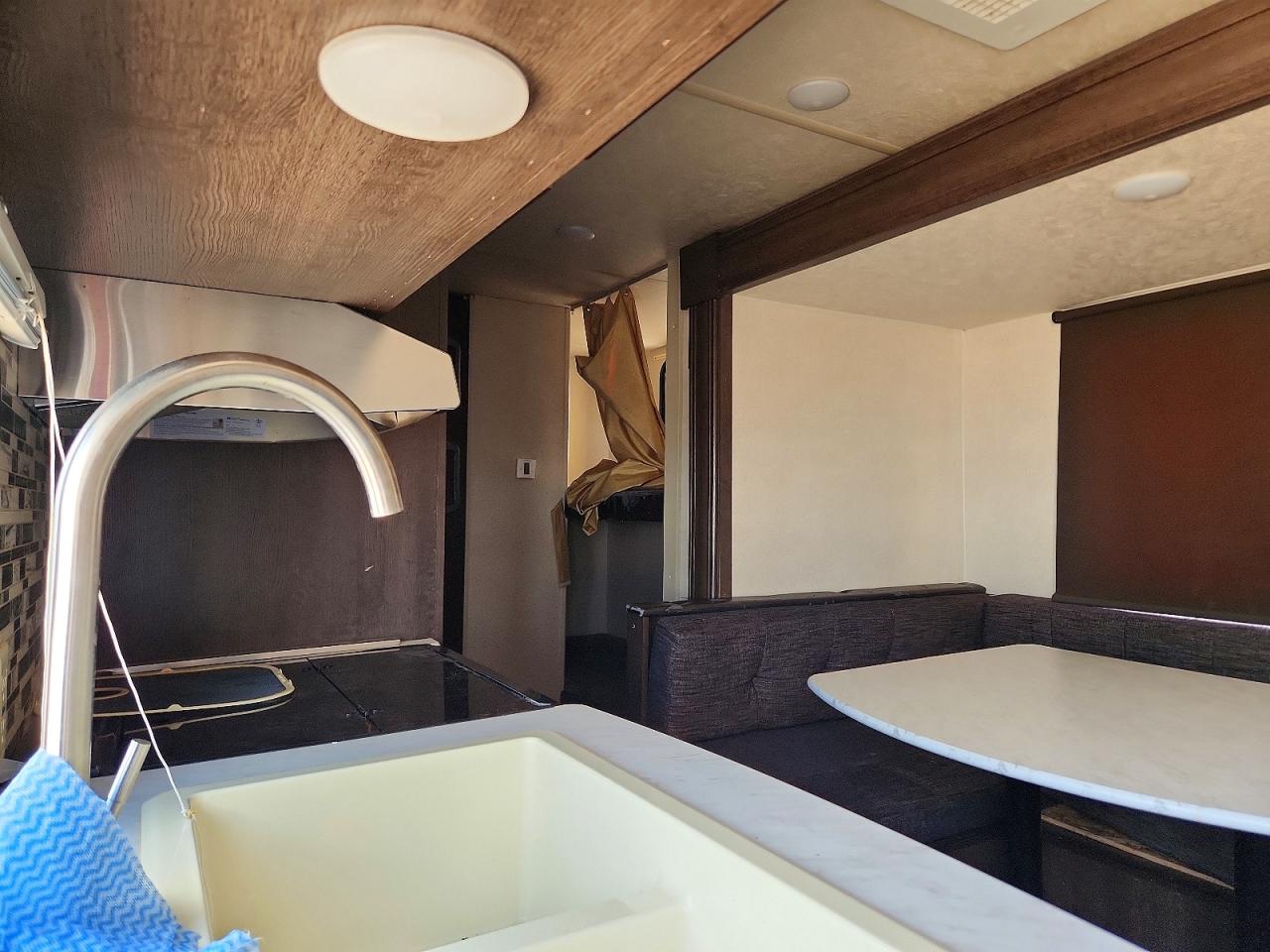 2018 Cruise lit VIN 4X4TSMY26J7415458 photo 6