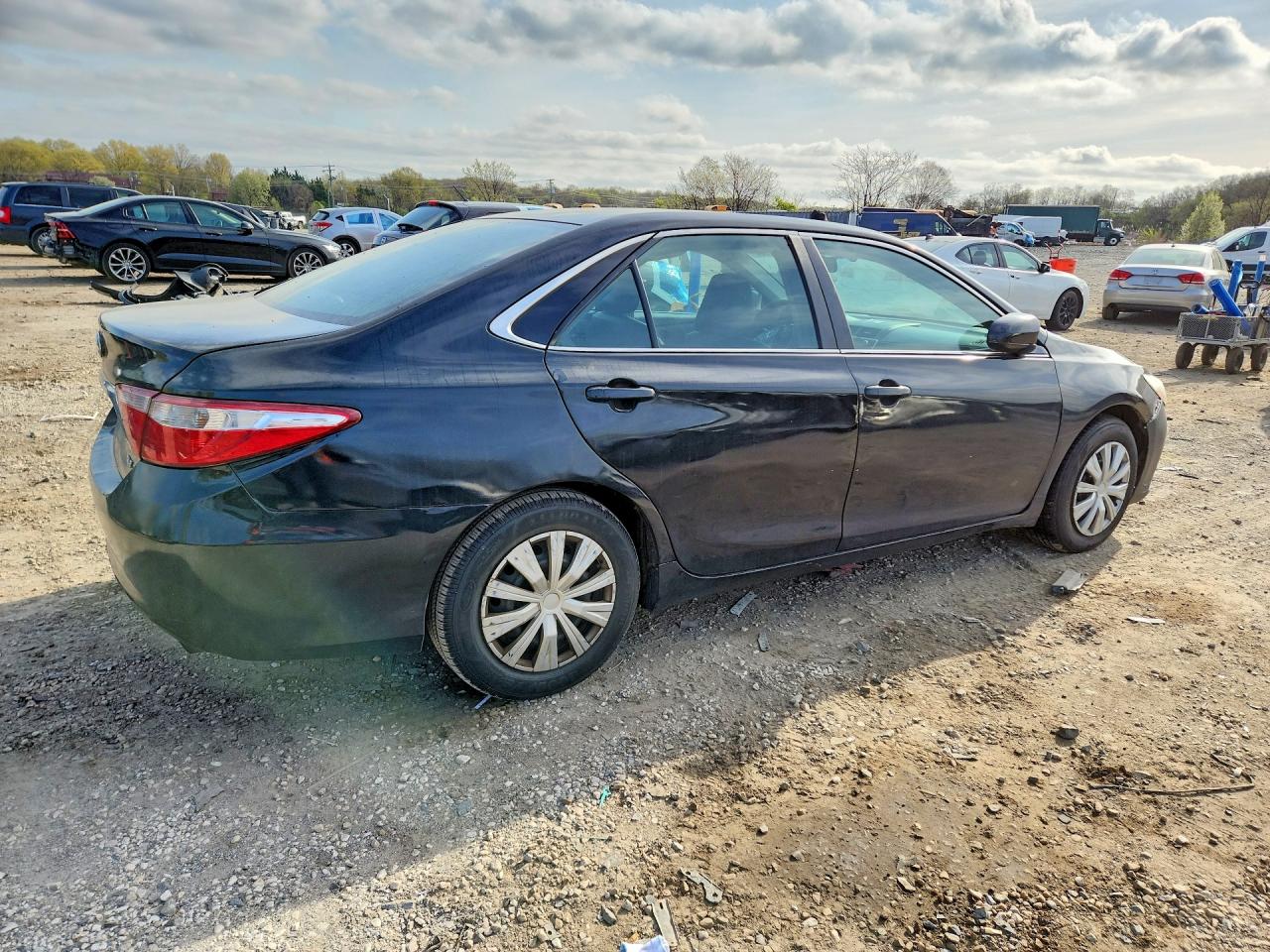 2015 Toyota Camry sola VIN 4T1BD1FK4FU153120 photo 3