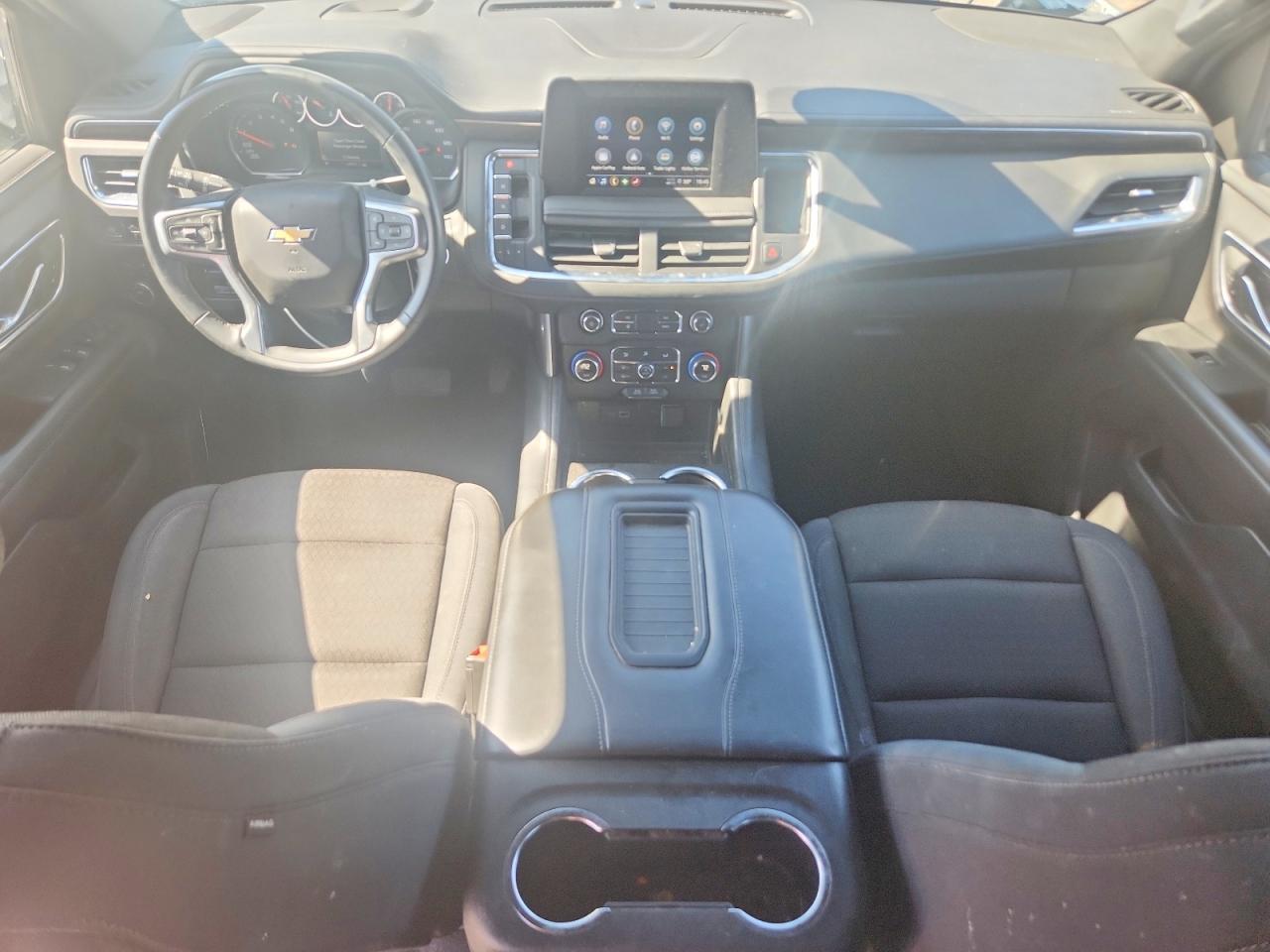 2024 Chevrolet Suburban VIN 1GNSKBKT2RR358707 photo 8