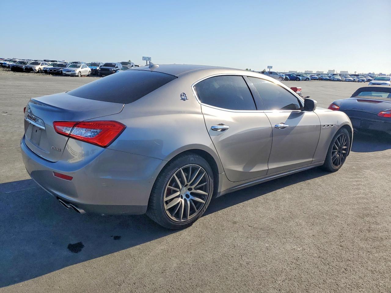 2016 MASERATI All other VIN ZAM57XSA4G1175013 photo 3