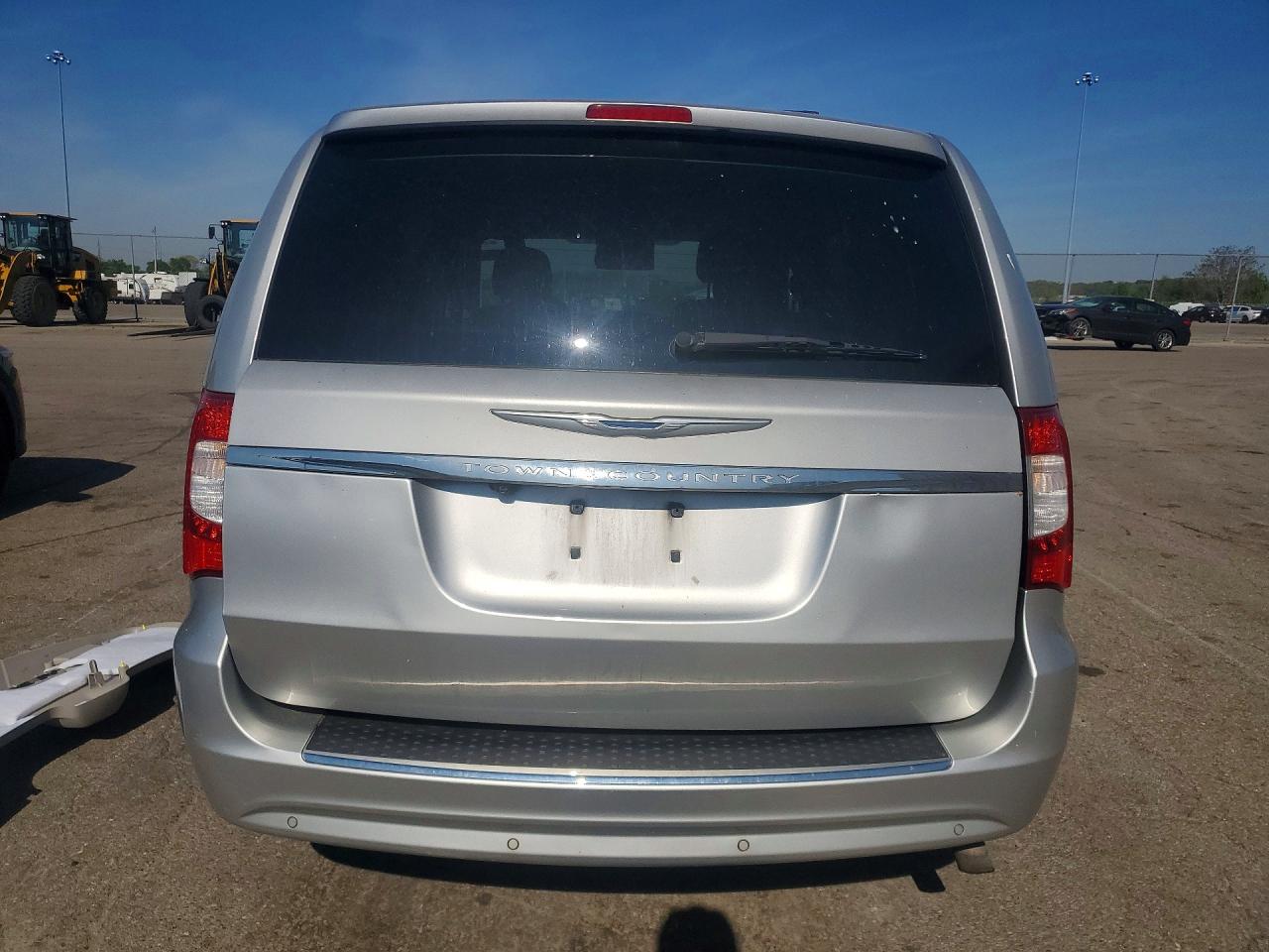 2011 Chrysler Minivan VIN 2A4RR8DGXBR779882 photo 6