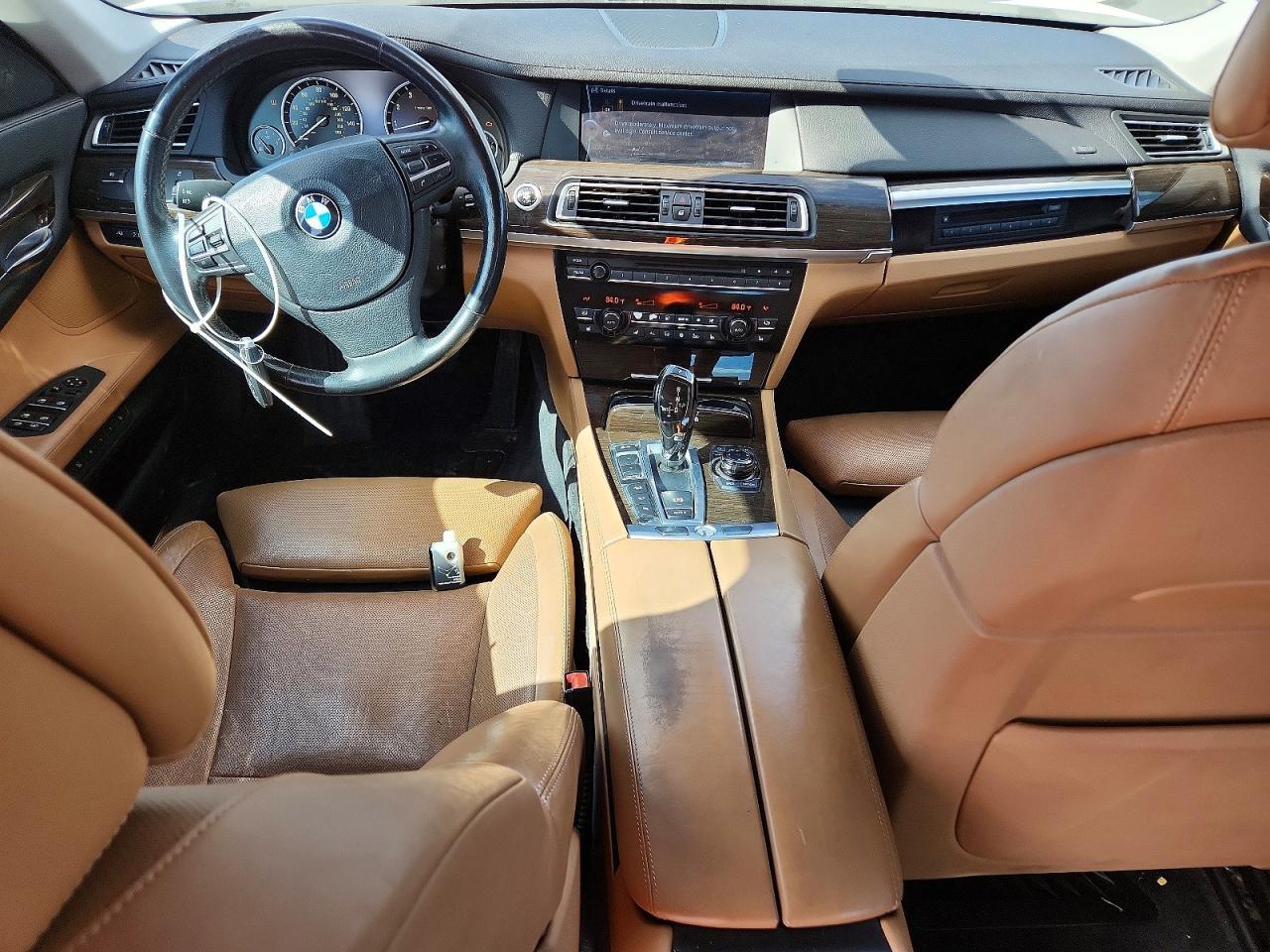 2010 BMW 7 series VIN WBAKC8C58AC430832 photo 8