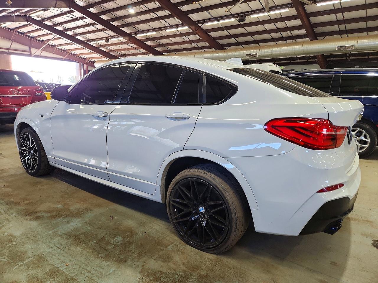 2018 BMW X4 VIN 5UXXW7C57J0W63708 photo 2