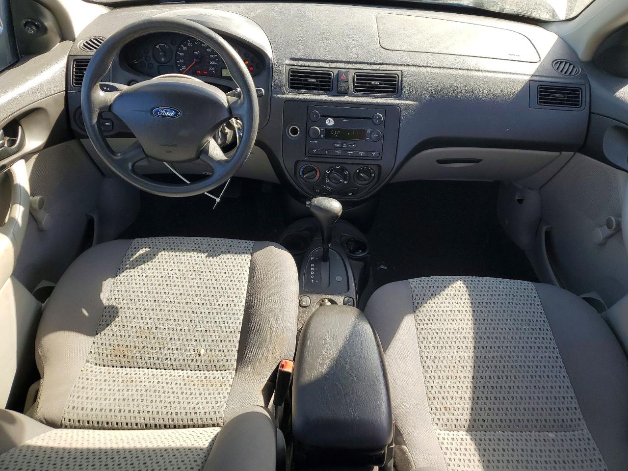 2007 Ford Focus VIN 1FAFP34N27W354435 photo 8
