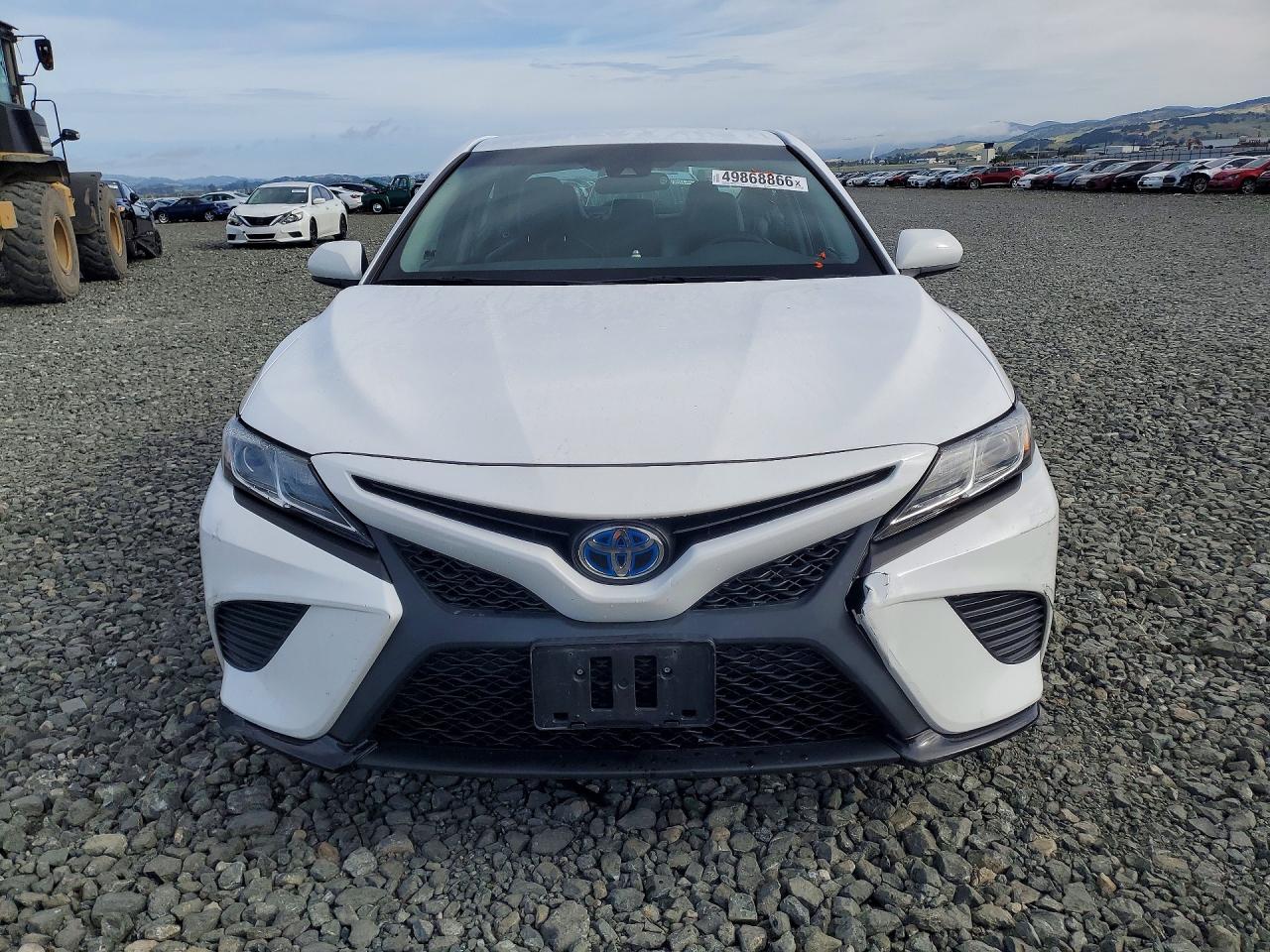 2018 Toyota Camry sola VIN 4T1B21HK3JU003821 photo 5