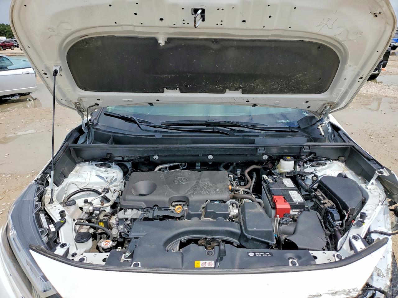 2025 Toyota Rav4 VIN 2T3F1RFV4SW522904 photo 12