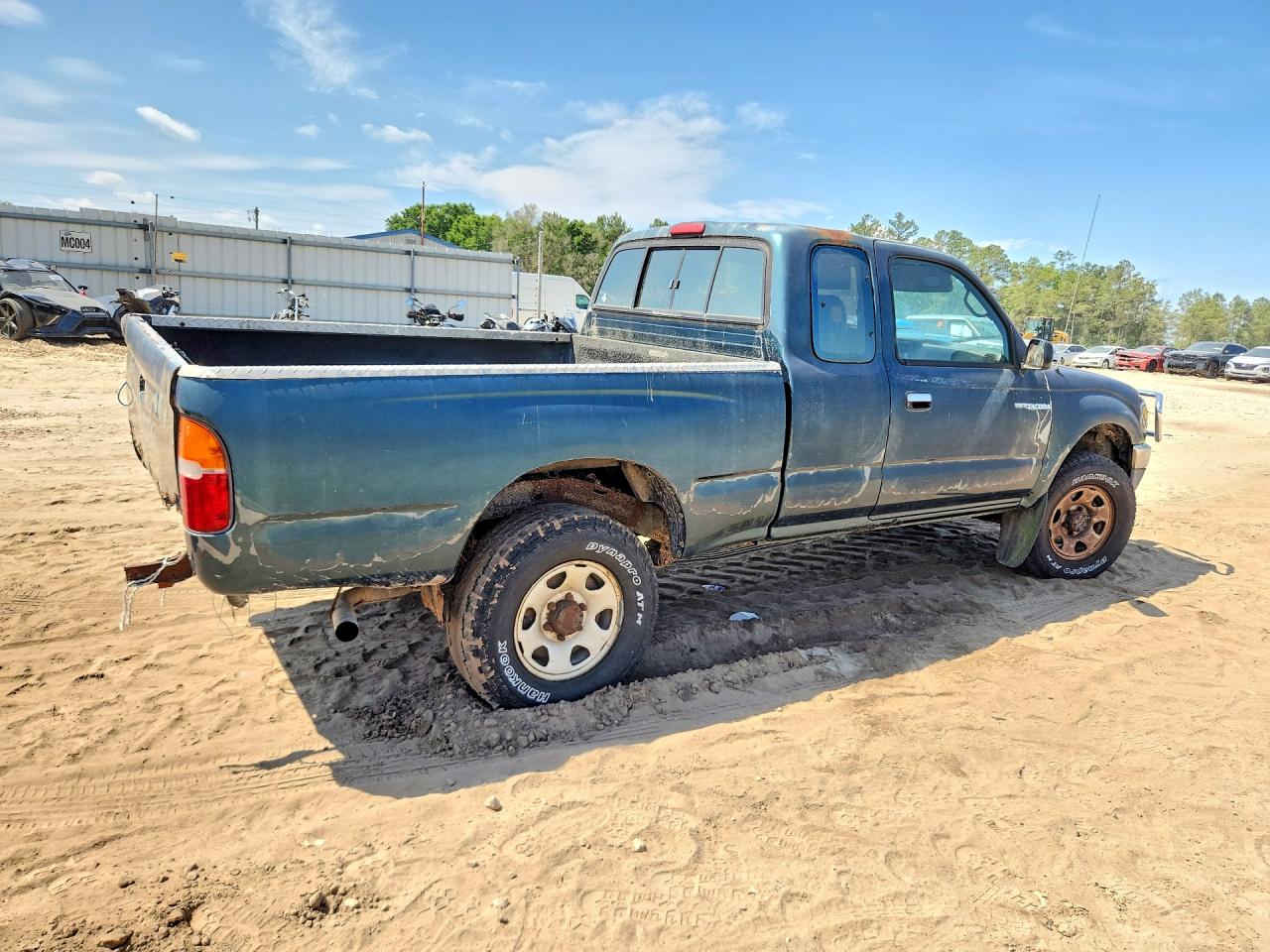 1997 Toyota Tacoma VIN 4TAWN72N7VZ326972 photo 3