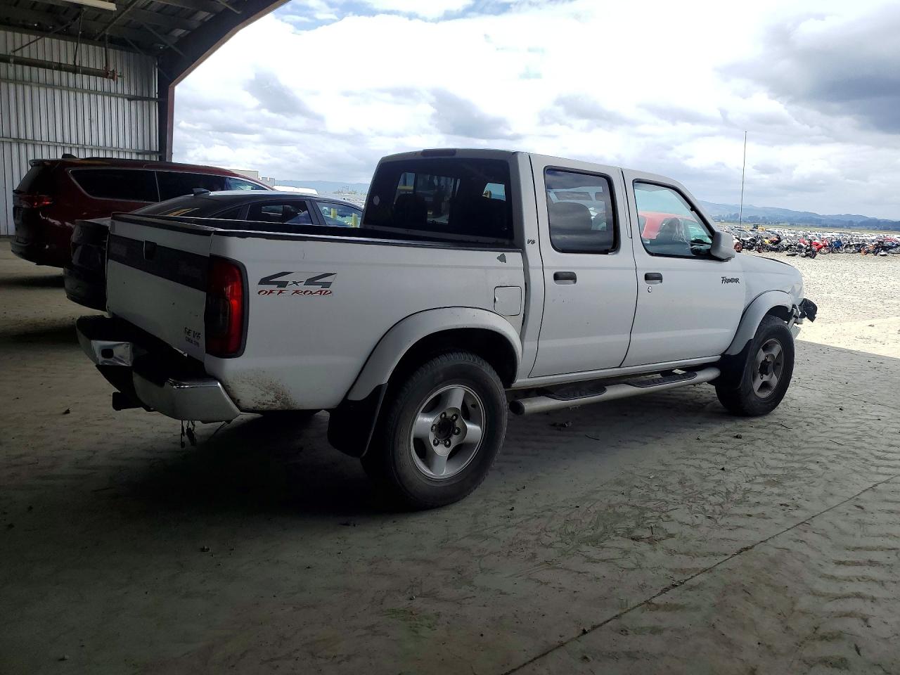 2000 NISSAN Frontier VIN 1N6ED27Y2YC338377 photo 3