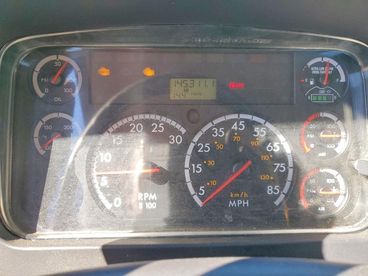 2015 FREIGHTLINER All other VIN 1FUBC5CY8FHGK0812 photo 8