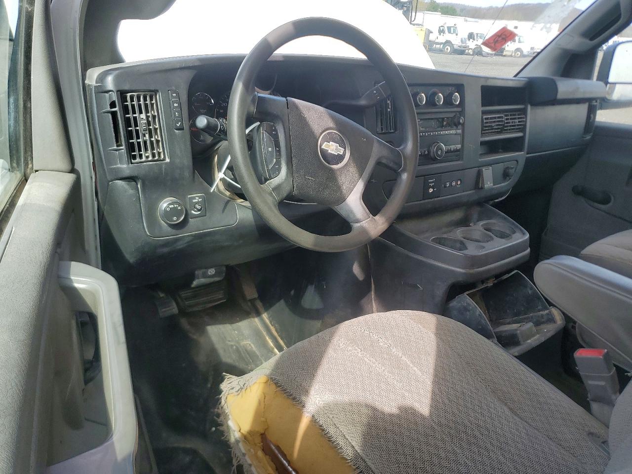 2017 CHEVROLET Express VIN 1GB3GSCG7H1352029 photo 8