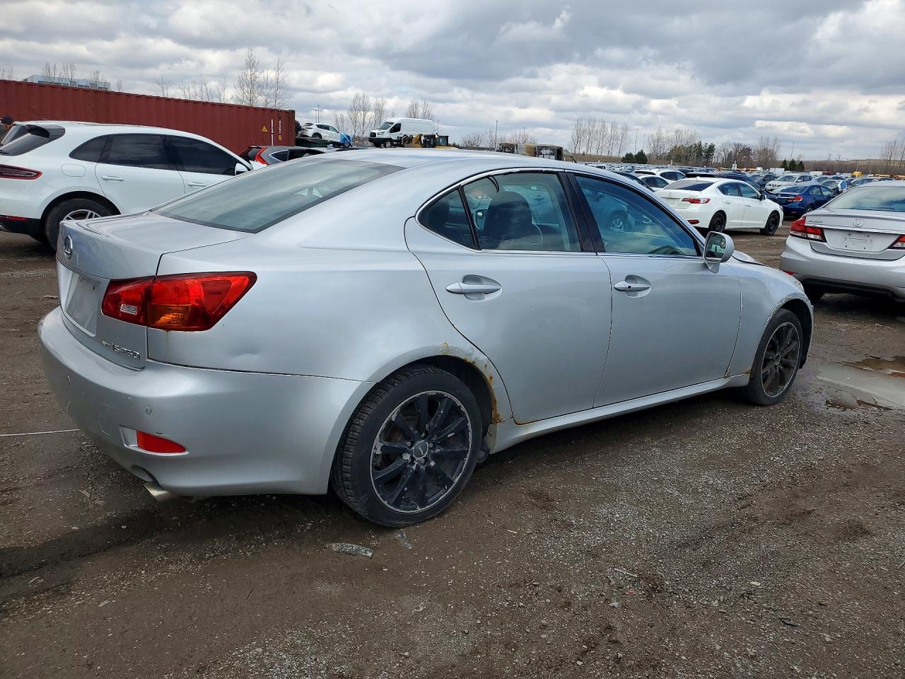 2006 LEXUS Is VIN JTHCK262765000535 photo 3