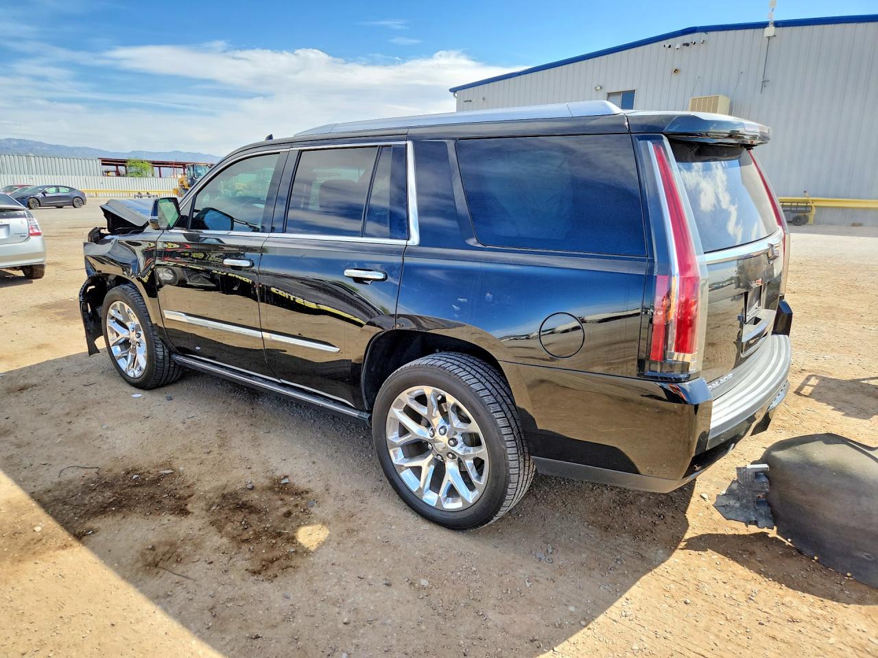 2016 Cadillac Escalade VIN 1GYS4CKJ3GR259795 photo 2