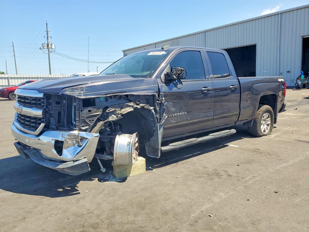 2016 Chev Silverado VIN 1GCVKREH9GZ150567 photo 1